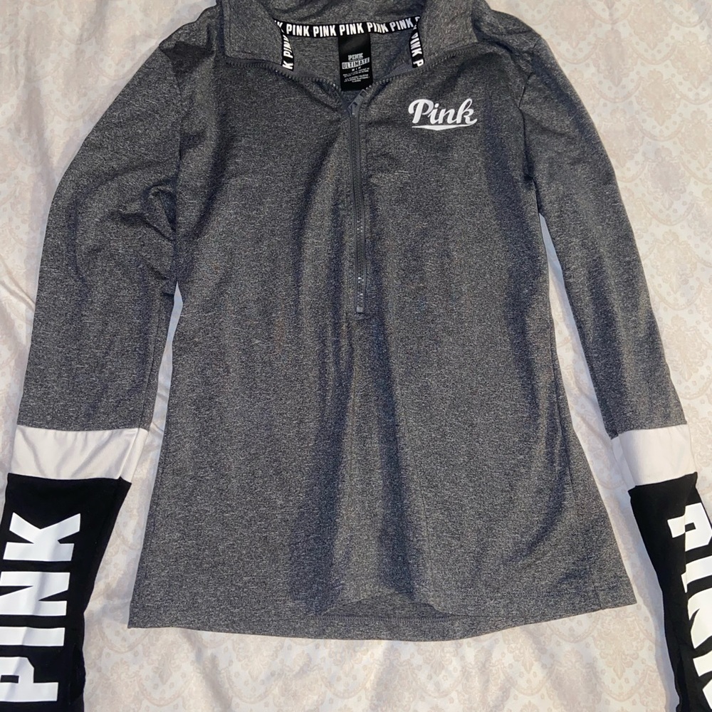 VS PINK pullover